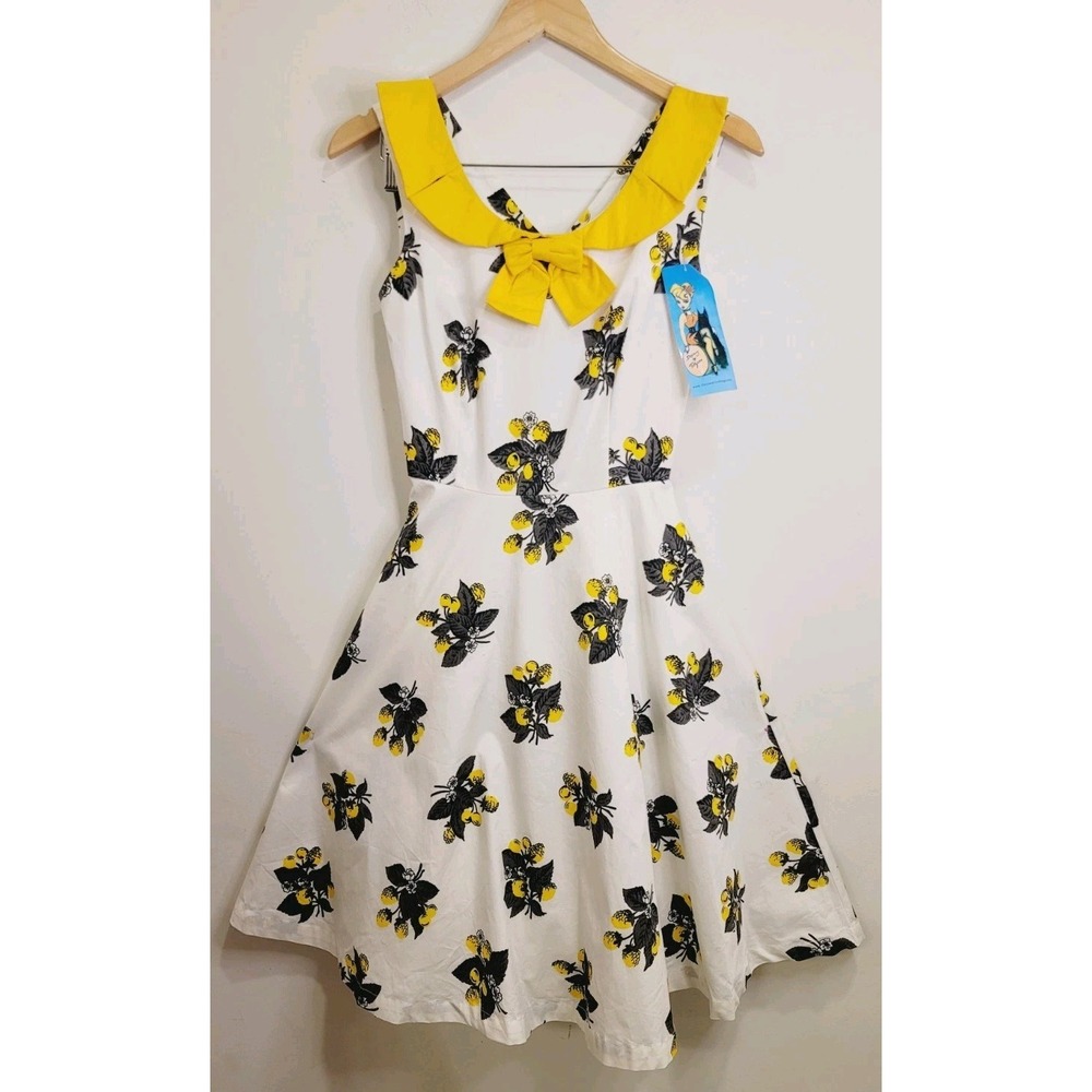 Tatyana Alika Dress Size Small Pinup Swing Rockabilly Circle Dress Slip/Line NWT